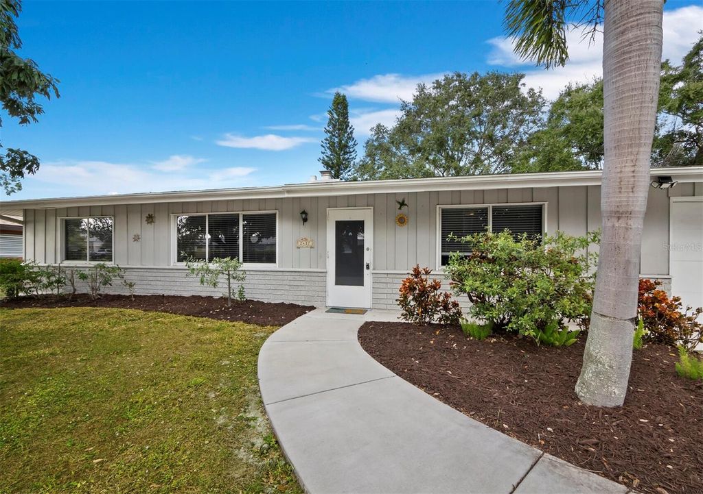 2417 PARSON LANE, Sarasota, FL 34239