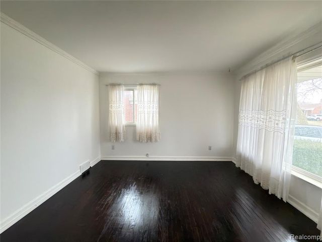 3409 Jarvis Avenue, Warren, MI 48091