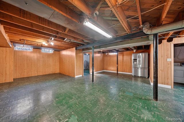 3409 Jarvis Avenue, Warren, MI 48091