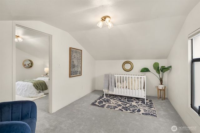 5215 Latona Avenue NE, Seattle, WA 98105