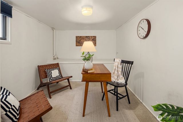 5215 Latona Avenue NE, Seattle, WA 98105