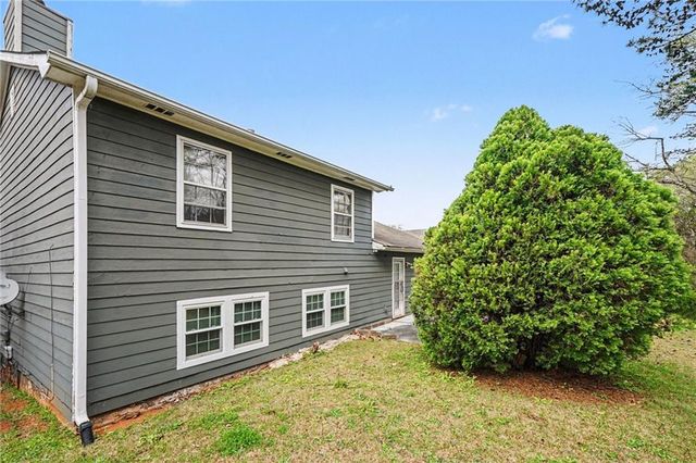 6319 Phillips Creek Drive, Lithonia, GA 30058