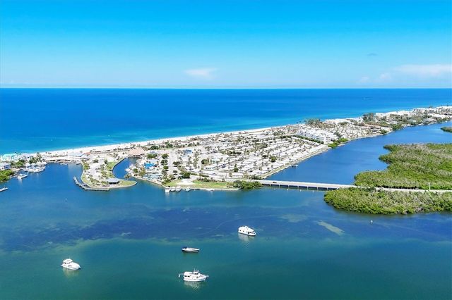 115 BEAU RIVAGE DRIVE, Rotonda West, FL 33947