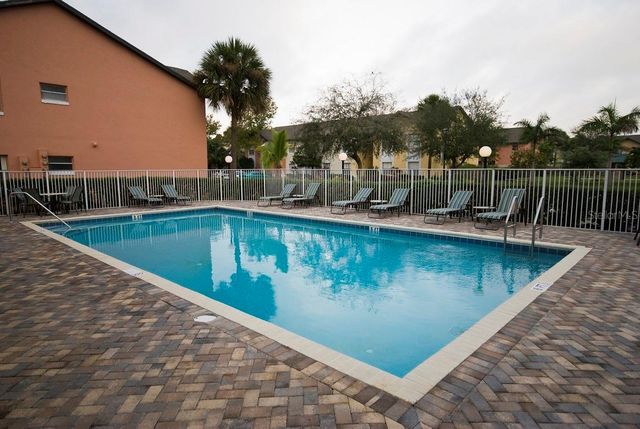4202 PERSHING POINTE PLACE 3, Orlando, FL 32822