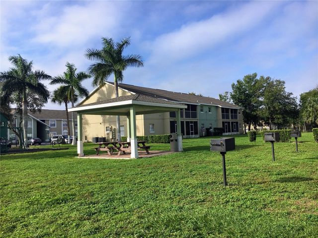 4202 PERSHING POINTE PLACE 3, Orlando, FL 32822