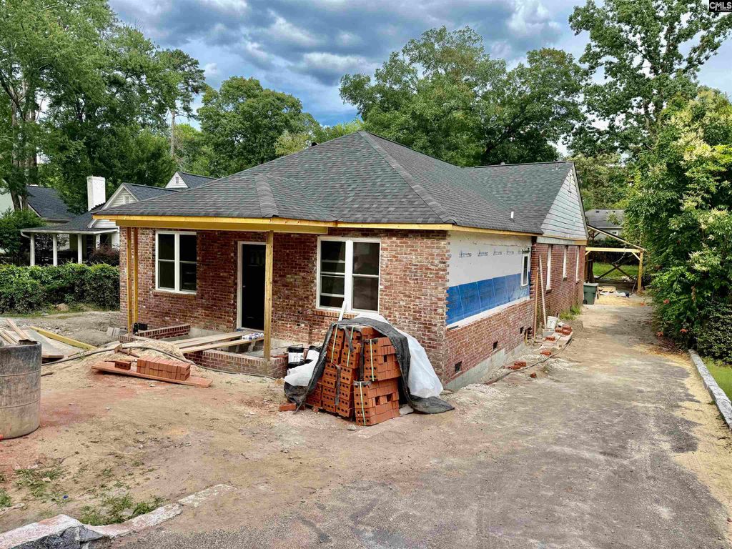 818 Poinsettia Street, Columbia, SC 29205