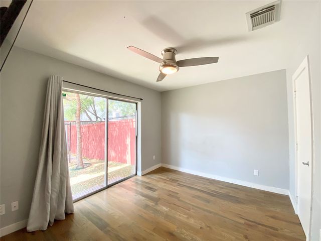 4213 Dickason Avenue 18, Dallas, TX 75219