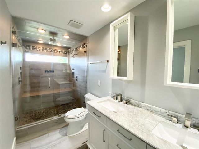 4213 Dickason Avenue 18, Dallas, TX 75219