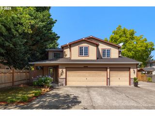 7143 Se AUSTIN Dr, Hillsboro, OR 97123