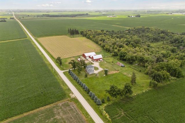 2682 110th Street, Fredericksburg, IA 50630