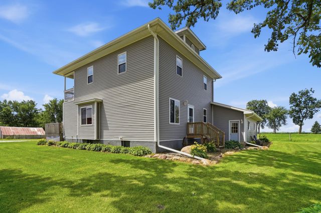 2682 110th Street, Fredericksburg, IA 50630
