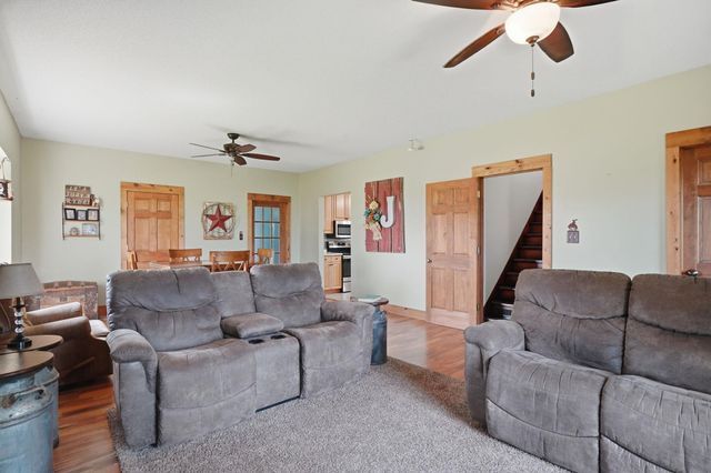 2682 110th Street, Fredericksburg, IA 50630