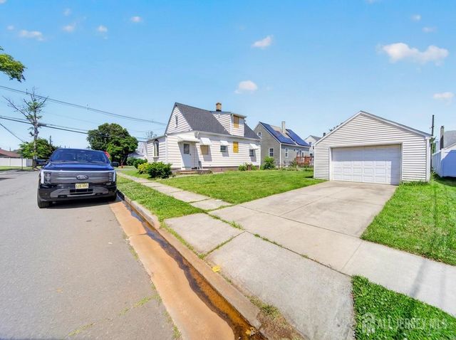 125 E Cherry Street, Carteret, NJ 07008