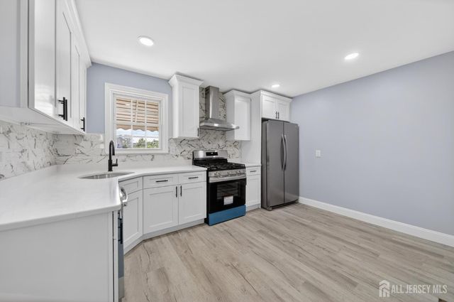 125 E Cherry Street, Carteret, NJ 07008
