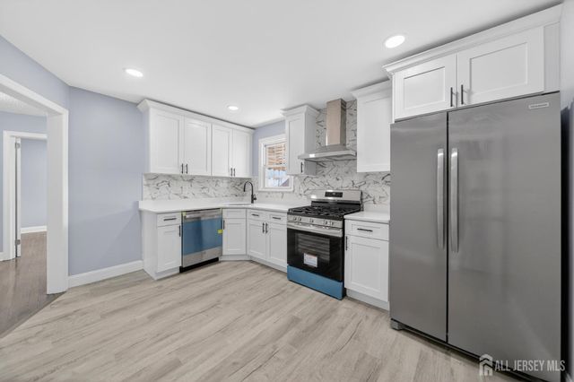 125 E Cherry Street, Carteret, NJ 07008