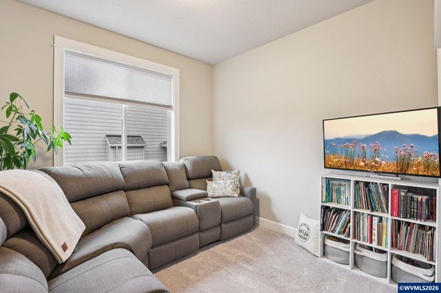 2825 NW Mt Ashland Ln, Mcminnville, OR 97128