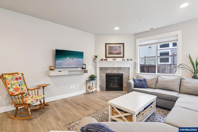 2825 NW Mt Ashland Ln, Mcminnville, OR 97128