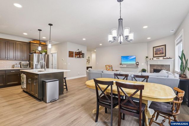 2825 NW Mt Ashland Ln, Mcminnville, OR 97128