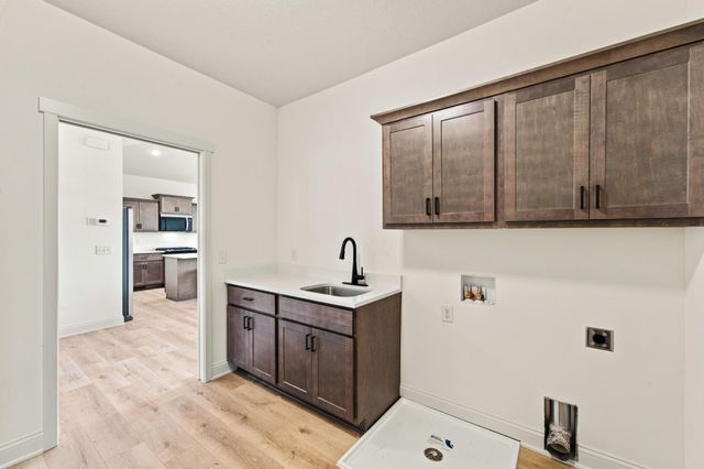 1457 Otter Way, New Richmond, WI 54017