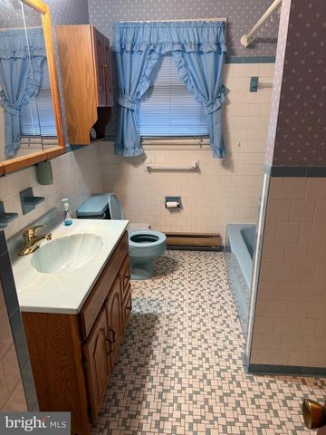 206 GLEN RD, Pasadena, MD 21122