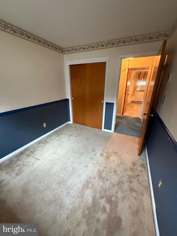 206 GLEN RD, Pasadena, MD 21122