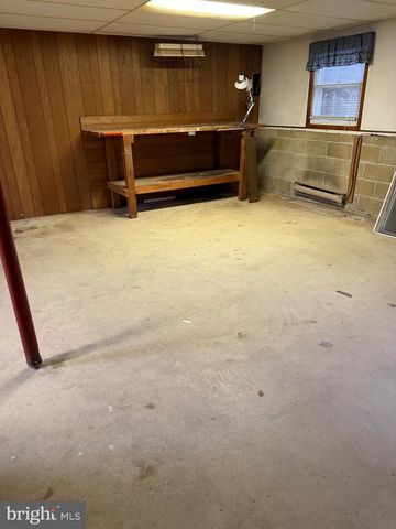 206 GLEN RD, Pasadena, MD 21122