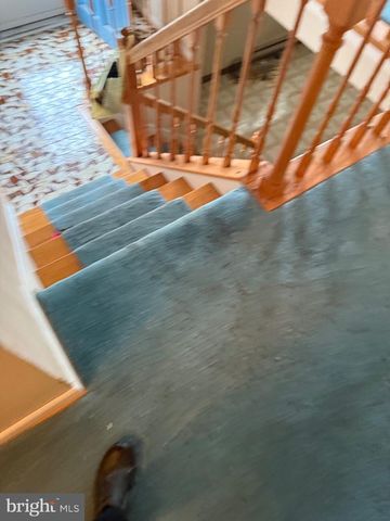 206 GLEN RD, Pasadena, MD 21122