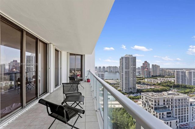 19500 Turnberry Way 26C, Aventura, FL 33180