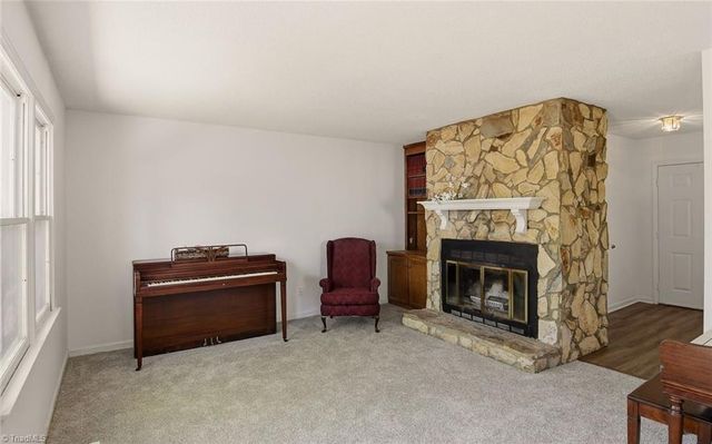 907 Chatfield Drive A, Jamestown, NC 27282