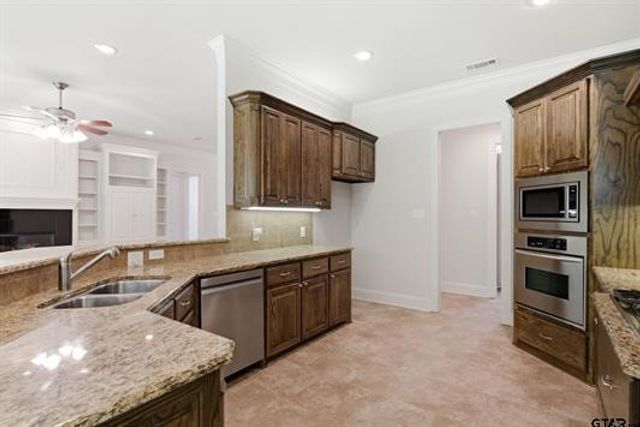 3204 Old Bullard Road, Tyler, TX 75701