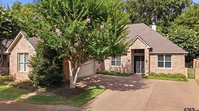 3204 Old Bullard Road, Tyler, TX 75701