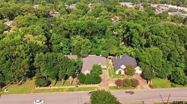 3204 Old Bullard Road, Tyler, TX 75701
