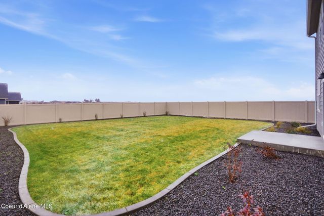 5381 E Aquila Ave, Post Falls, ID 83854