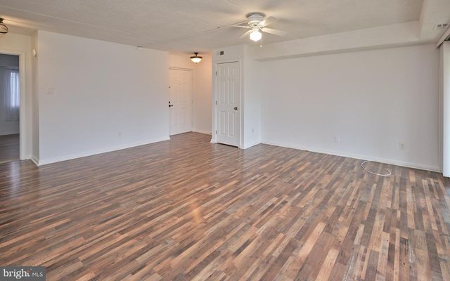 22 HERMITAGE DR, New Hope, PA 18938