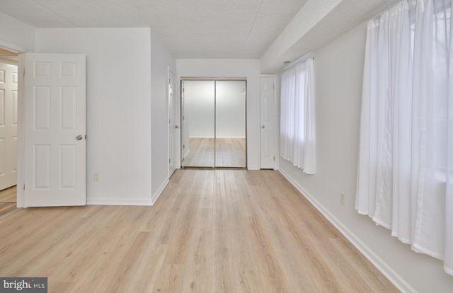 22 HERMITAGE DR, New Hope, PA 18938