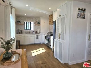 17 Sunset Avenue 3, Venice, CA 90291