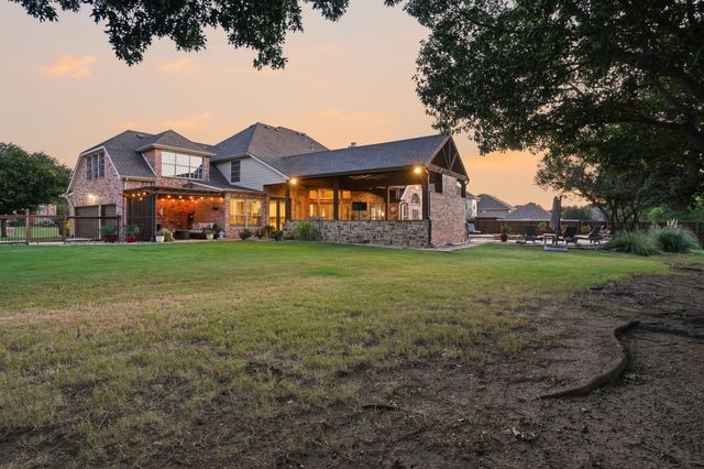 809 Weybridge Lane, Keller, TX 76248