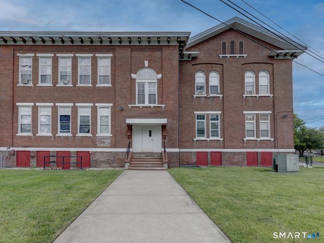 111 Franklin Square 207, New Britain, CT 06051