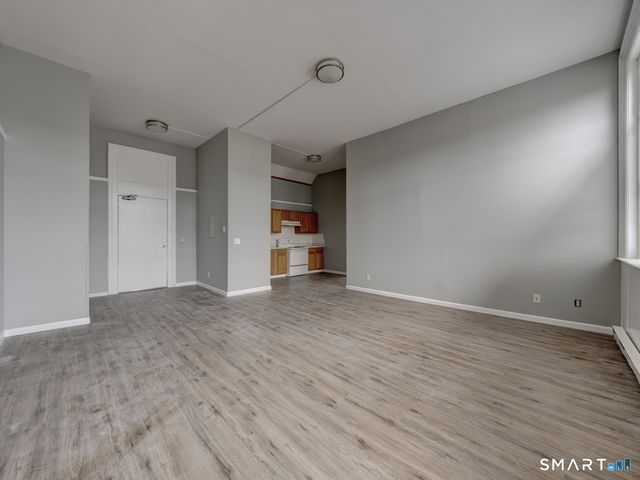 111 Franklin Square 207, New Britain, CT 06051
