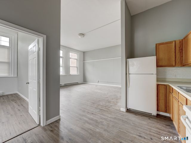 111 Franklin Square 207, New Britain, CT 06051