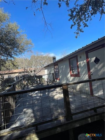 519 Royal Oak Drive, Canyon Lake, TX 78133