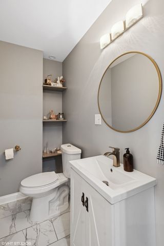 903 N Homan Avenue, Chicago, IL 60651