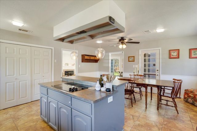 1526 N Lockhart Street, Sherman, TX 75092