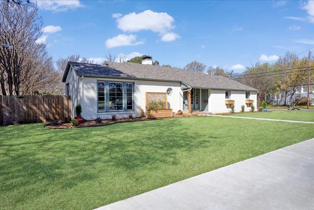 1526 N Lockhart Street, Sherman, TX 75092