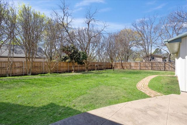 1526 N Lockhart Street, Sherman, TX 75092