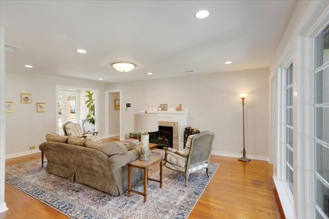 1526 N Lockhart Street, Sherman, TX 75092