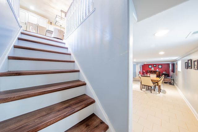 10215 S Charles Street, Chicago, IL 60643