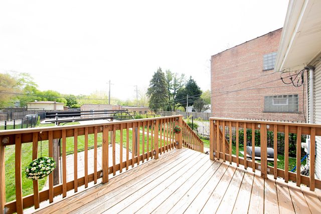 10215 S Charles Street, Chicago, IL 60643