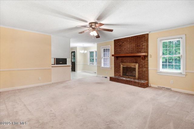 2407 Sparre Drive, Kinston, NC 28504