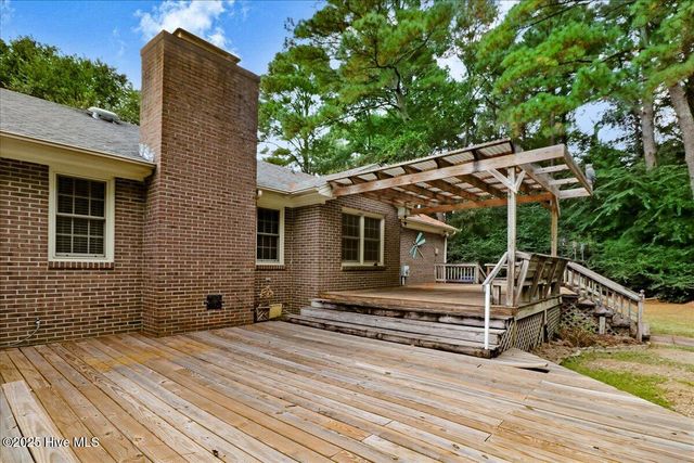 2407 Sparre Drive, Kinston, NC 28504